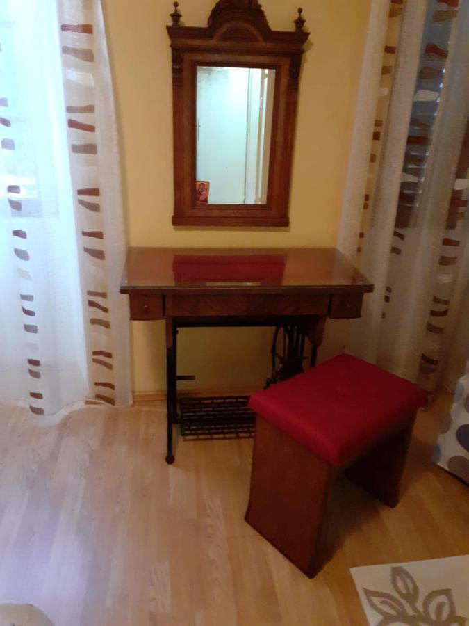 Apartment Villa Venezia Пераст Екстер'єр фото